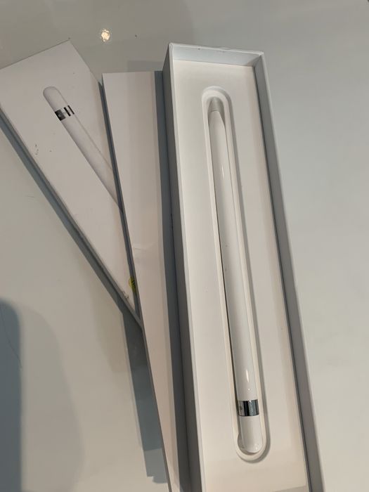 Pencil 1  Apple олівець