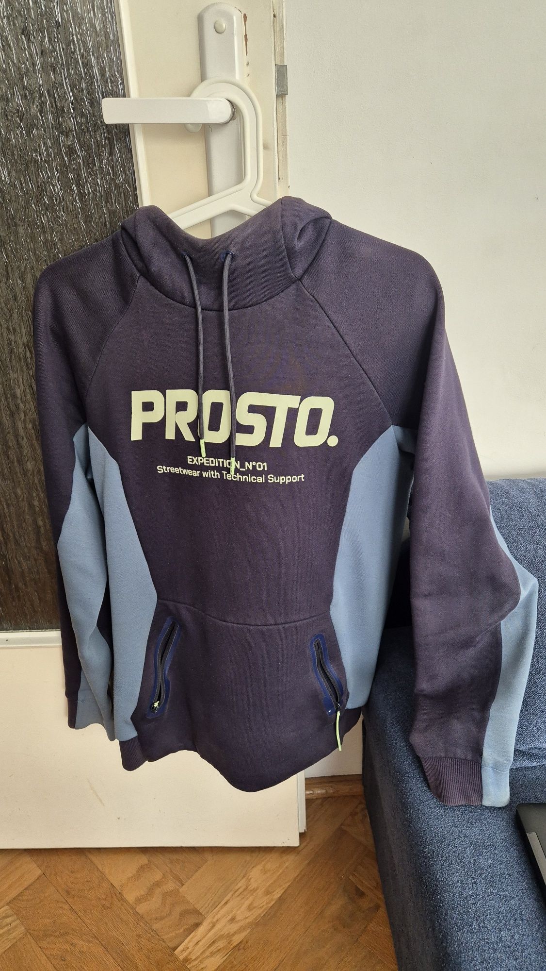 Bluza Prosto 4F z kapturem