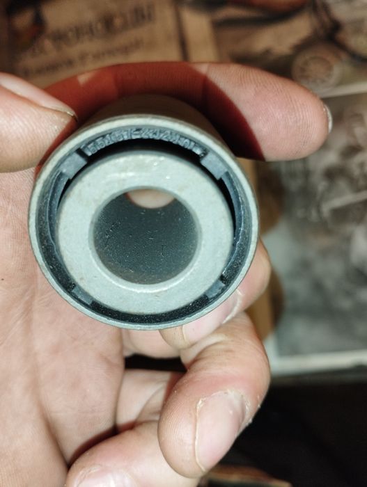 Сайлентблок Ниссан Максима