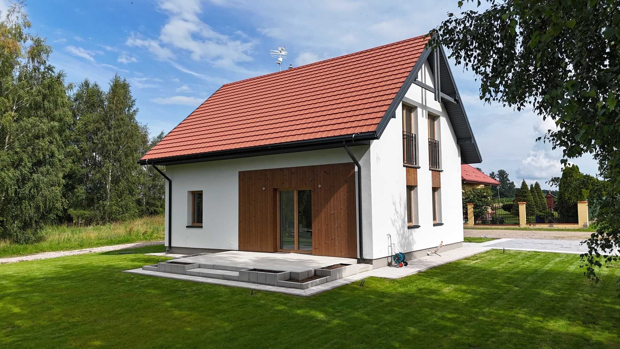 Nowy dom nad jeziorem Szelment z prywatną plażą