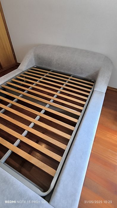 Cama de 1.90 por 1.60