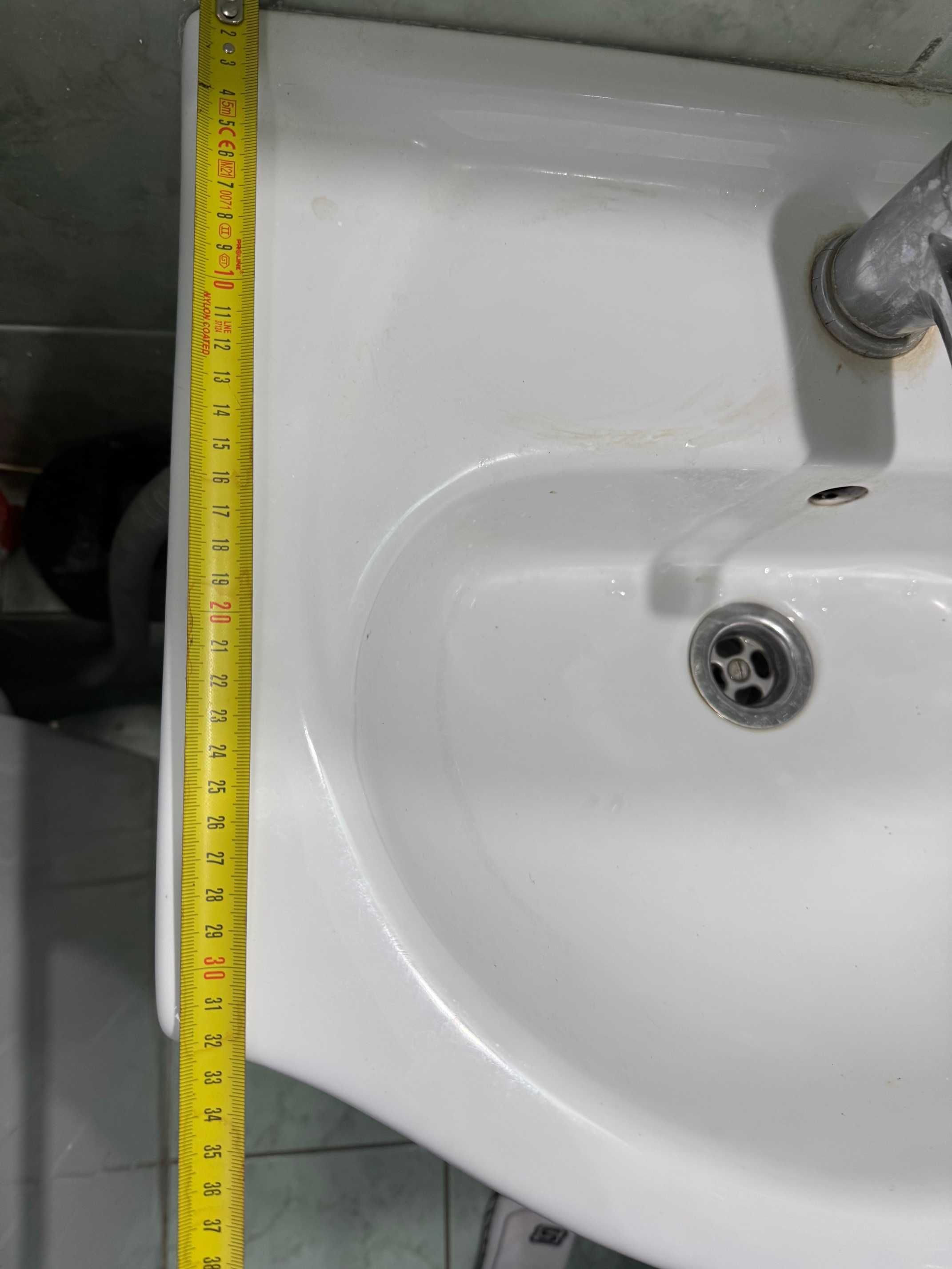 Umywalka łazienkowa 50cm z szafką i bateria Ferro
