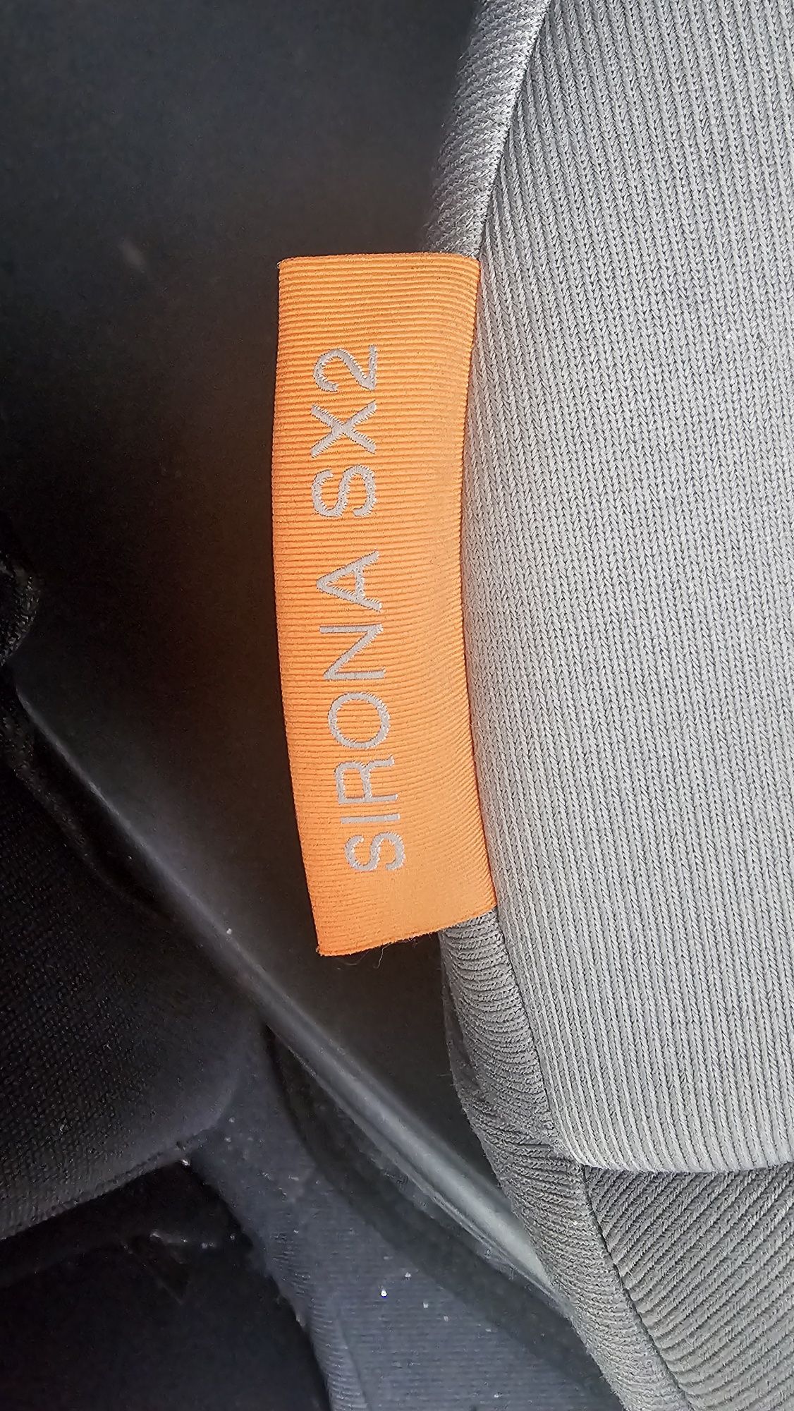 Cibex Sirona SX2 Cinza com base ISOFIX