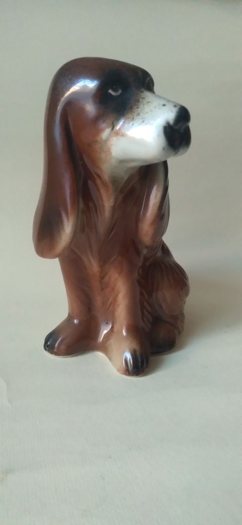 Figurka porcelanowa Pies Spaniel 16 cm.