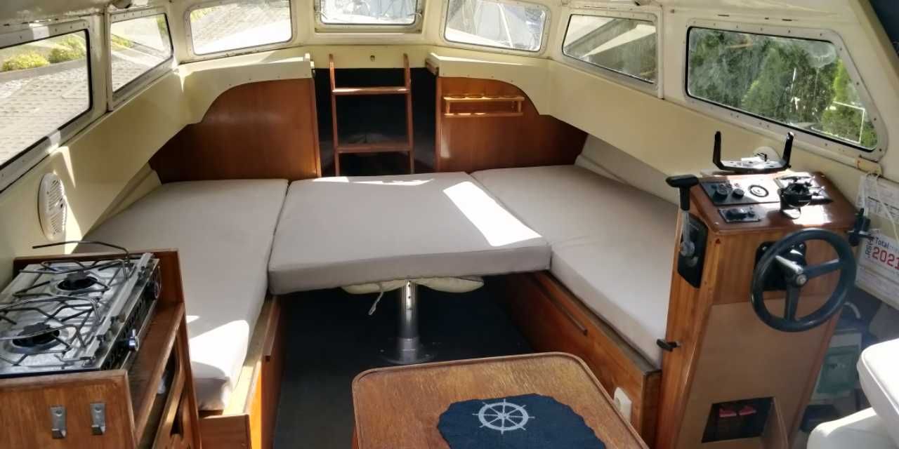 Łódź motorowa houseboat jacht kabinowa Risor 23