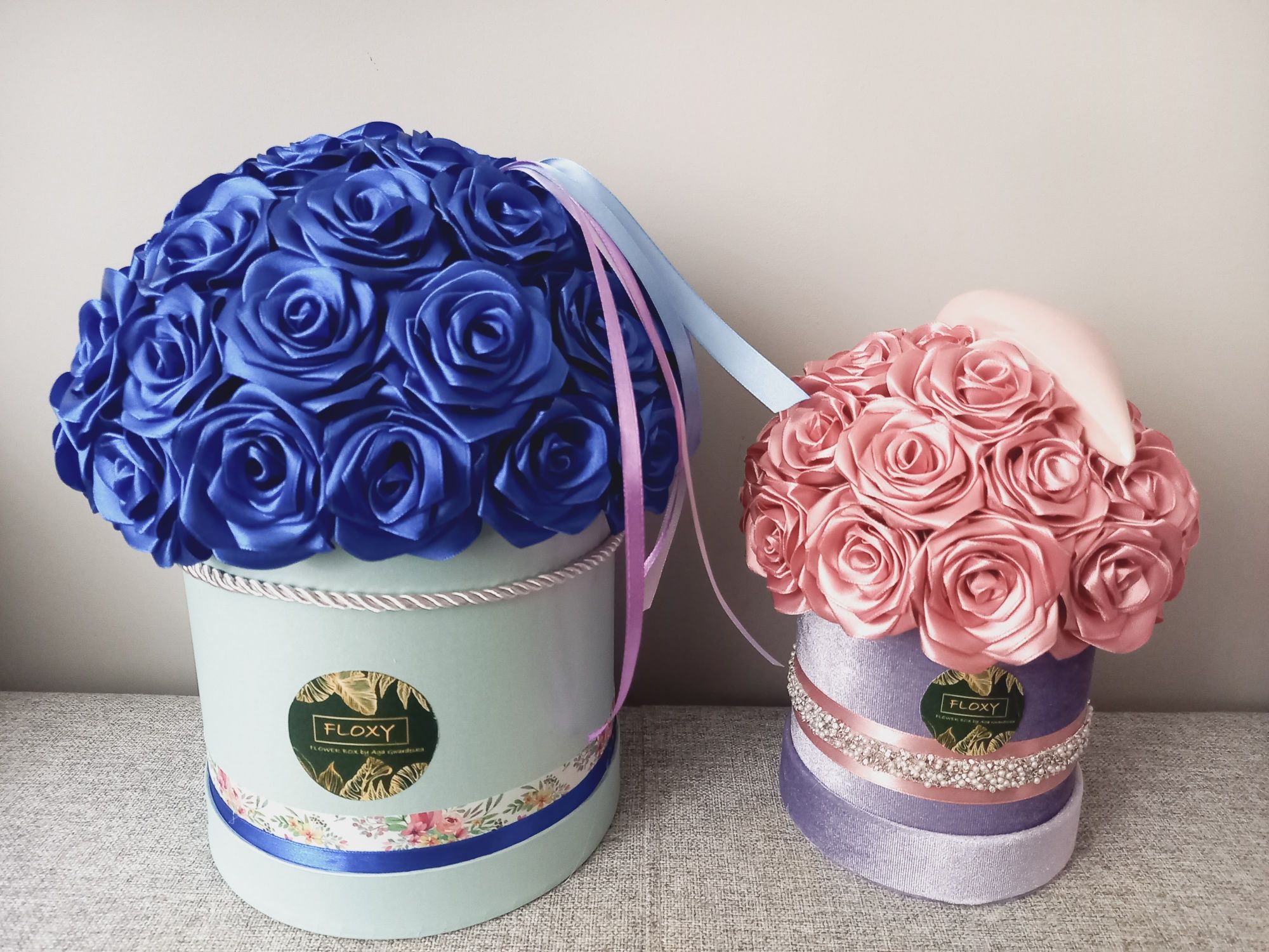 Flower box z róż satynowych, zakończenie roku