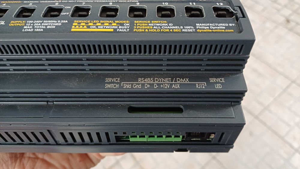 Philips Dynalite DDRC1220FR-GL Controlador de relés para iluminação