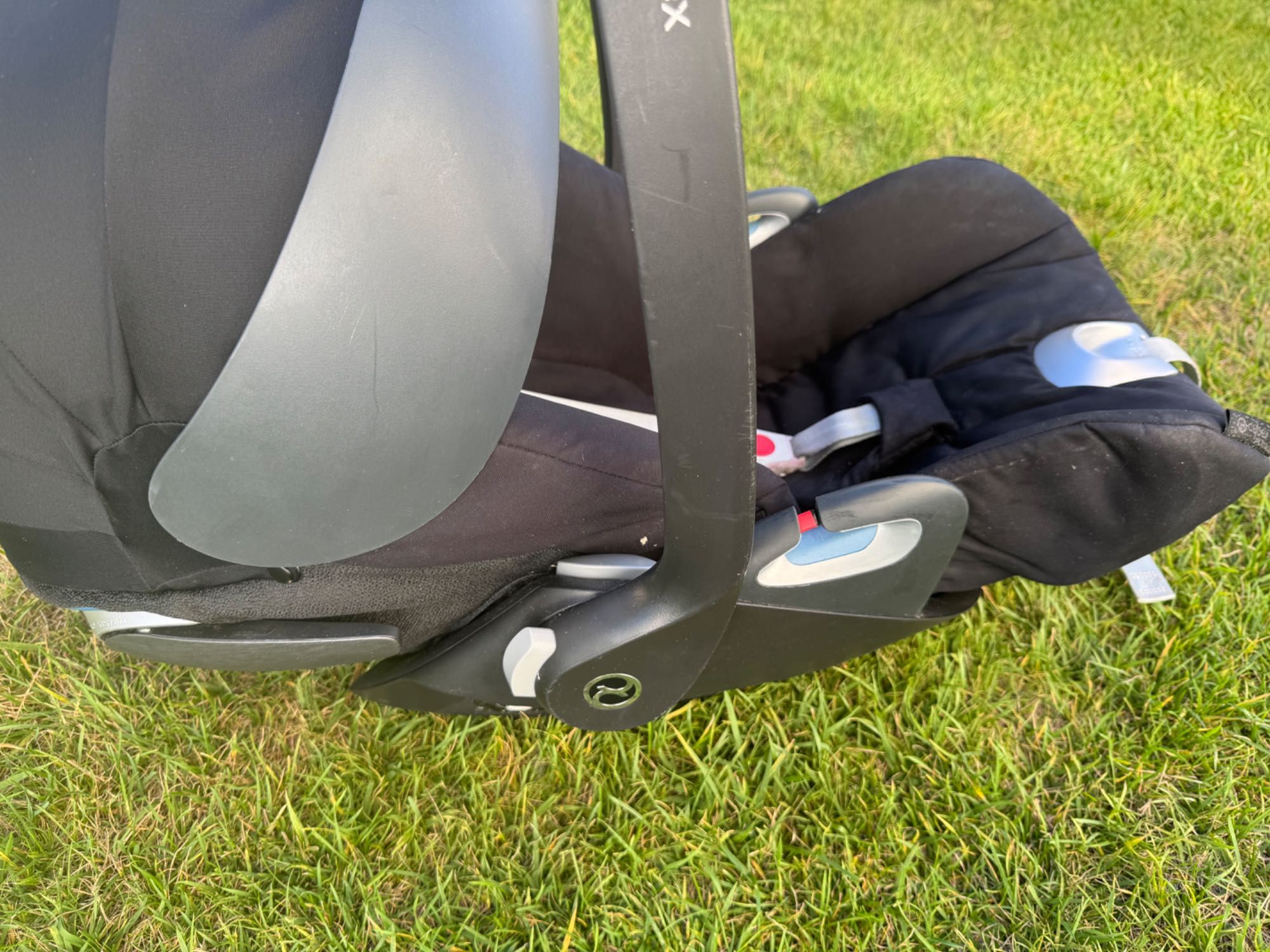 Ovo cybex + isofix