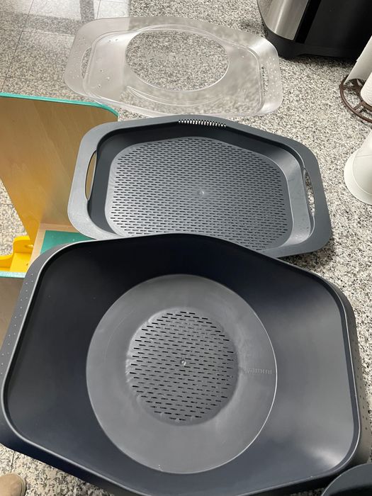 Yammi 2 em bom estado com livro de receitas