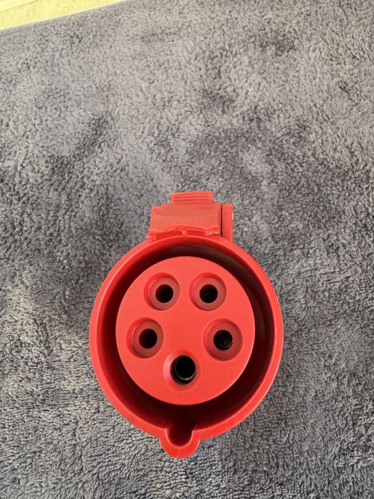 Gniazdo siłowe, używane.