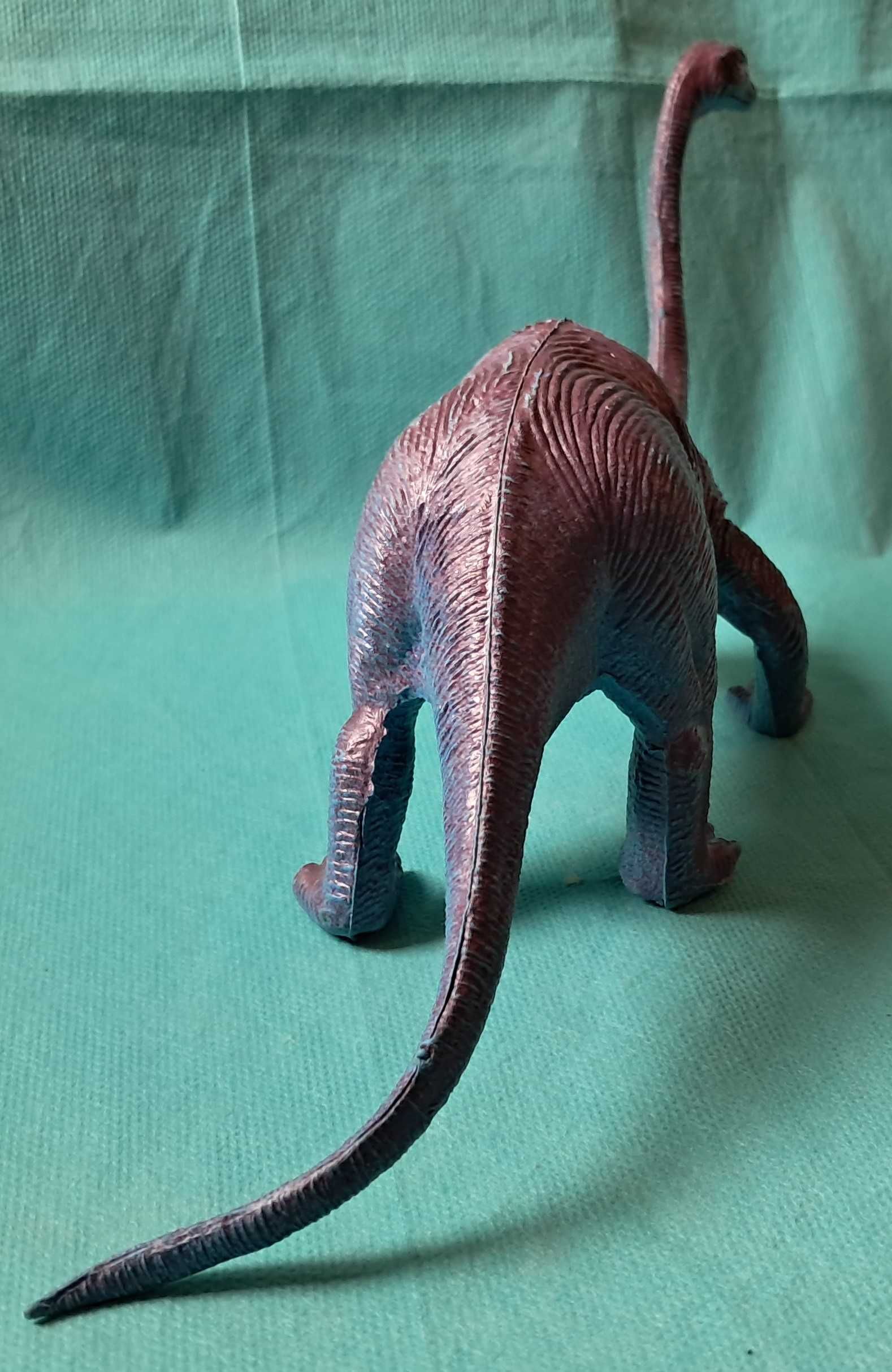 Stara figurka Brontosaurusa firmy Imperial z 1985