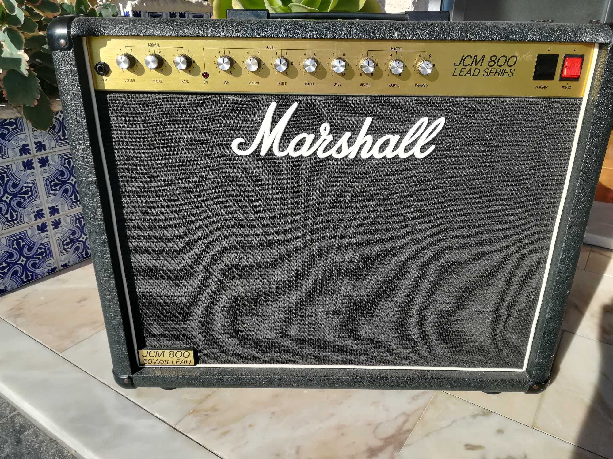 Marshall JCM800 de 1989 - 50watts