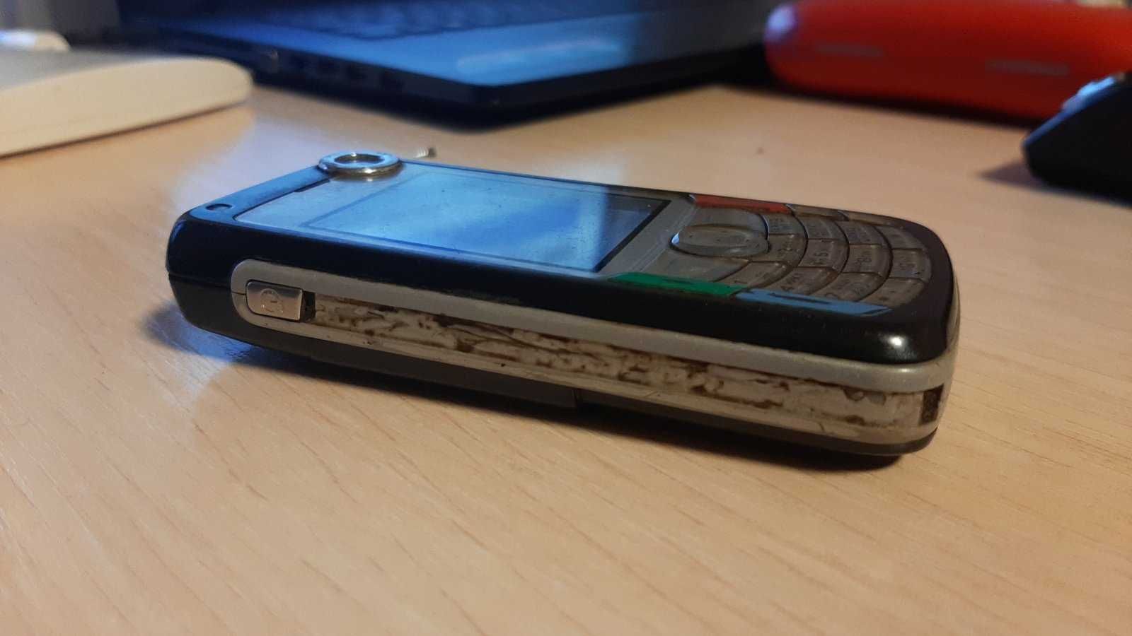 Телефон Nokia 6680