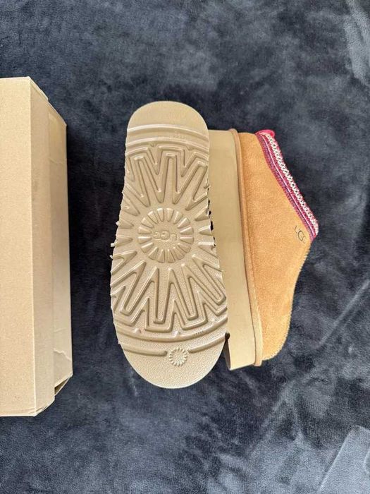 UGG_Tazz_Slipper_Chestnut_Rozmiar 37