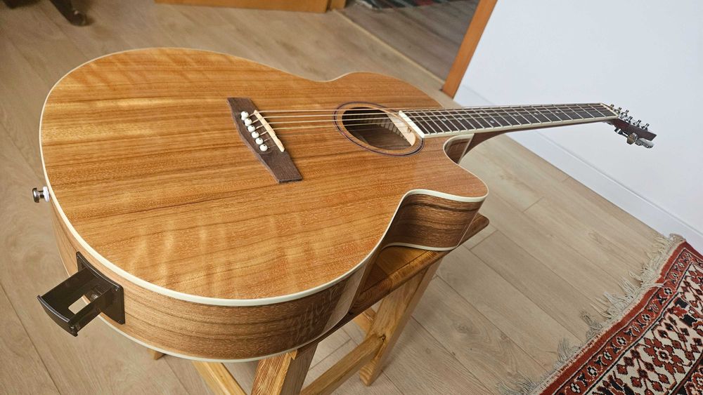 Електроакустична гітара CORT SFX-DAO Natural + чохол і каподастр