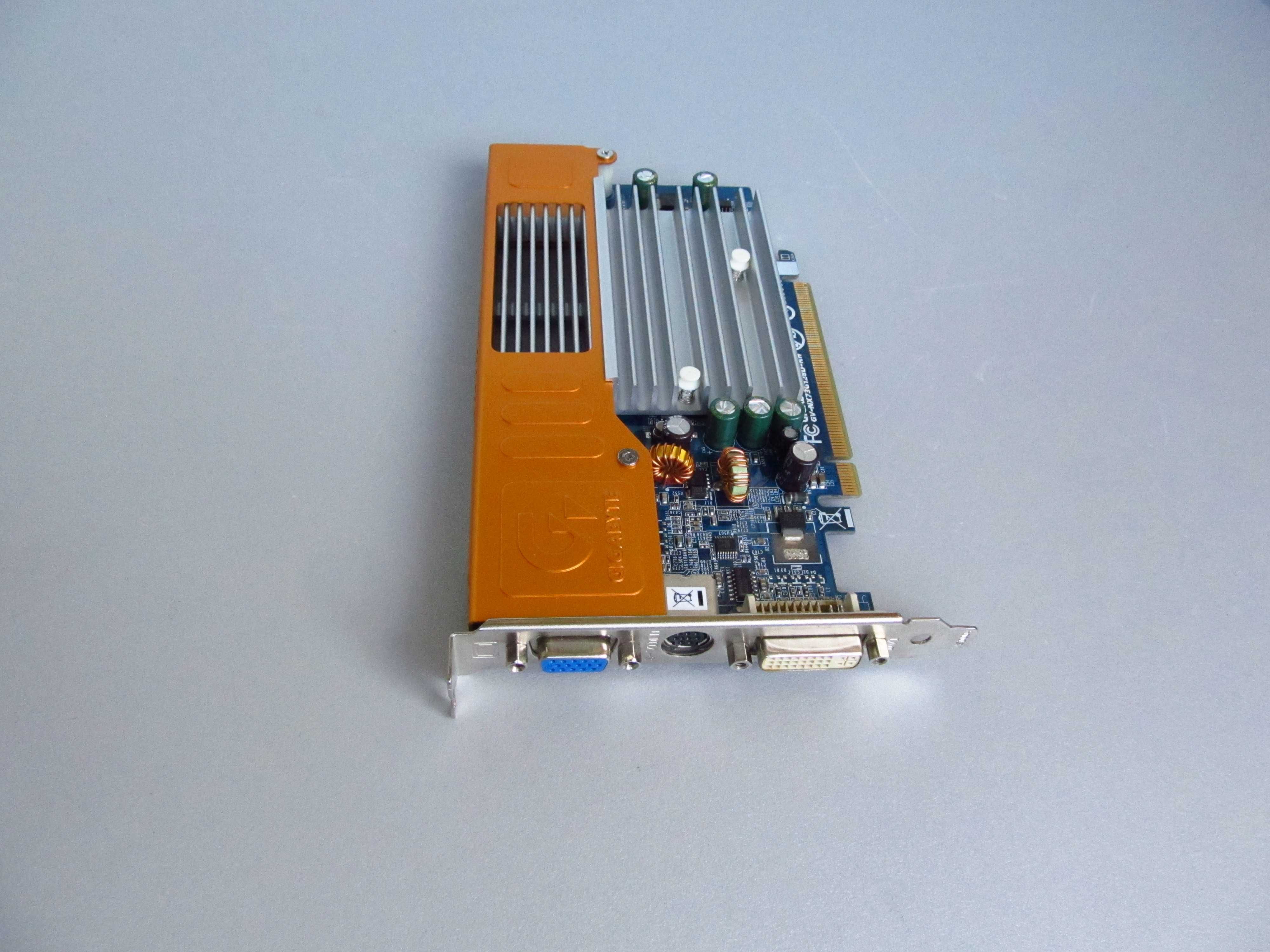 Видеокарта GIGABYTE GeForce 7300 с дефектом