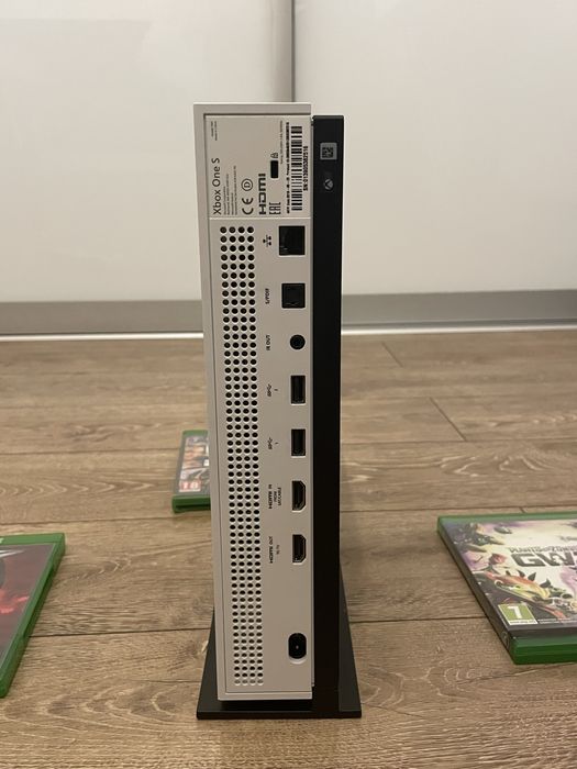 Konsola Xbox one s 1T