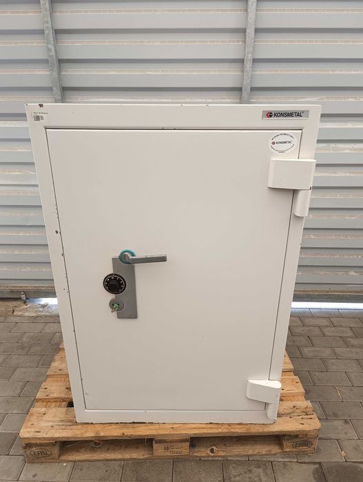 Szafa Sejf konsmetal klasa VI 1200 kg 120x80x80 transport wniesienie