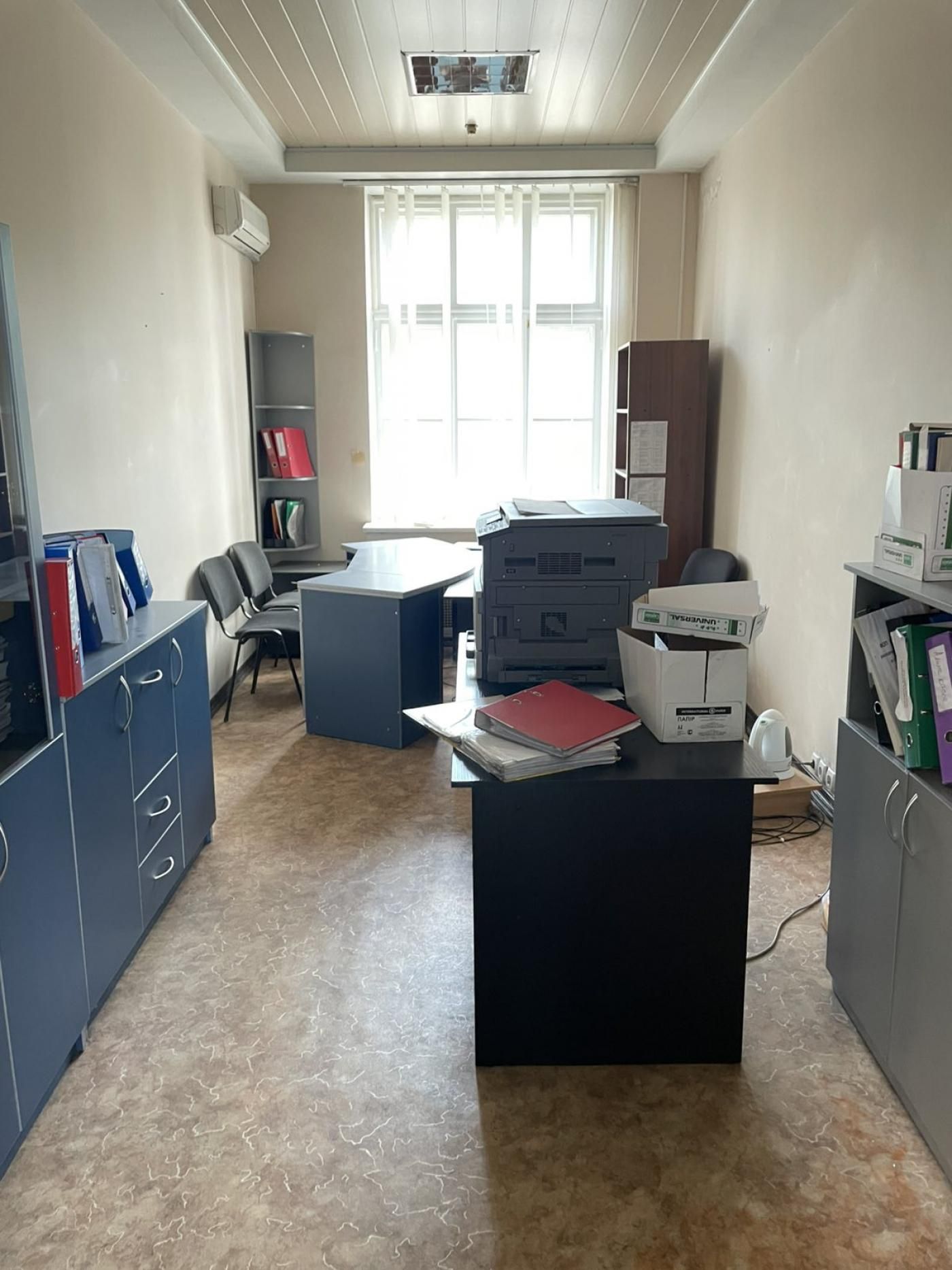 Здається в оренду складське приміщення в адміністративній будівлі