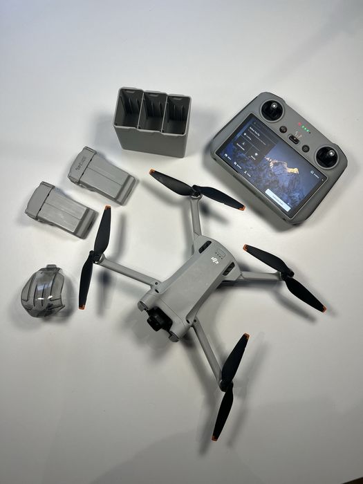 Drone DJI mini 3 pro + fly more combo kit