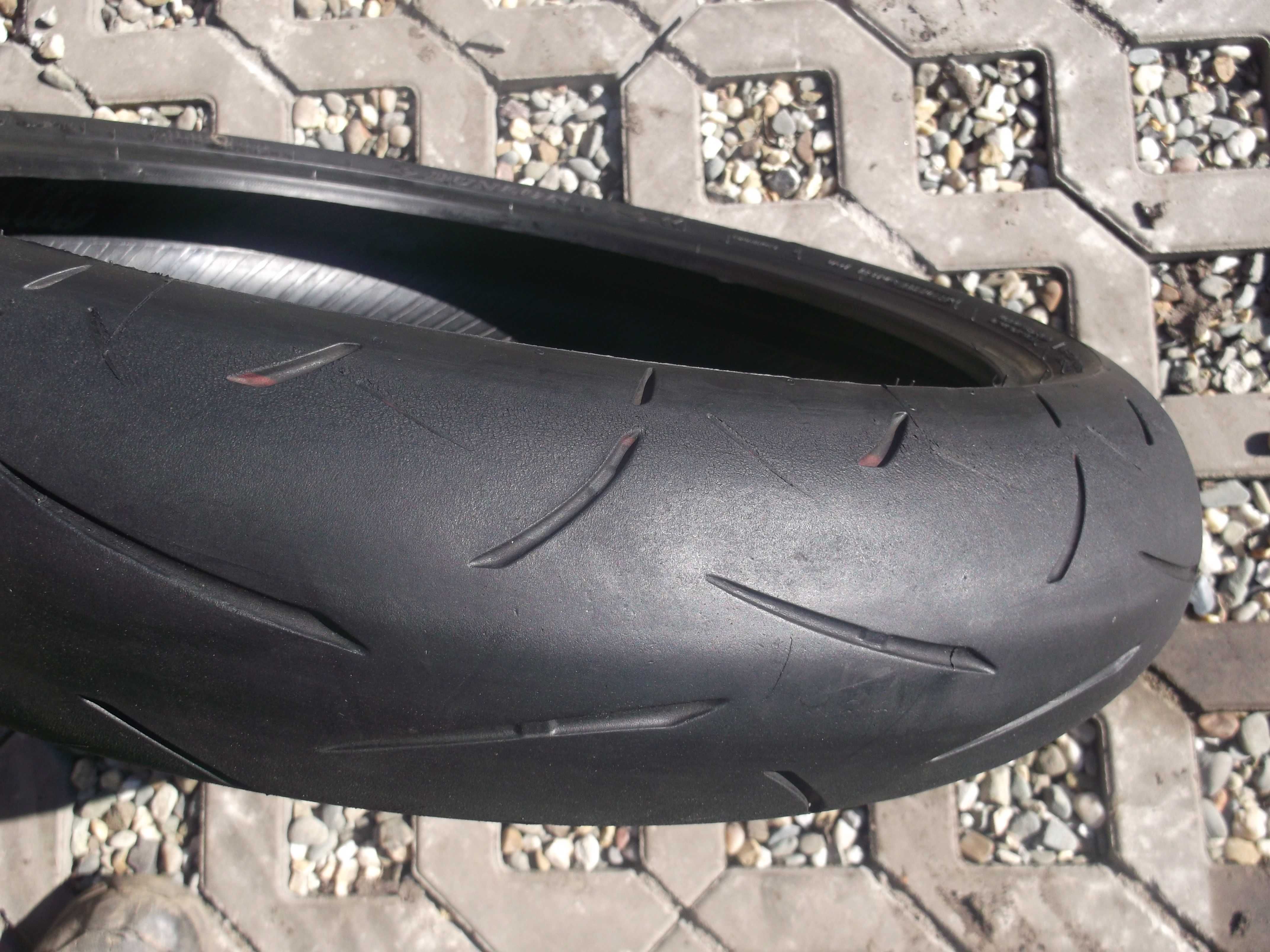 opona 120/70ZR17 Dunlop Spotrmax Road Sport 2	dot0721	2,1mm