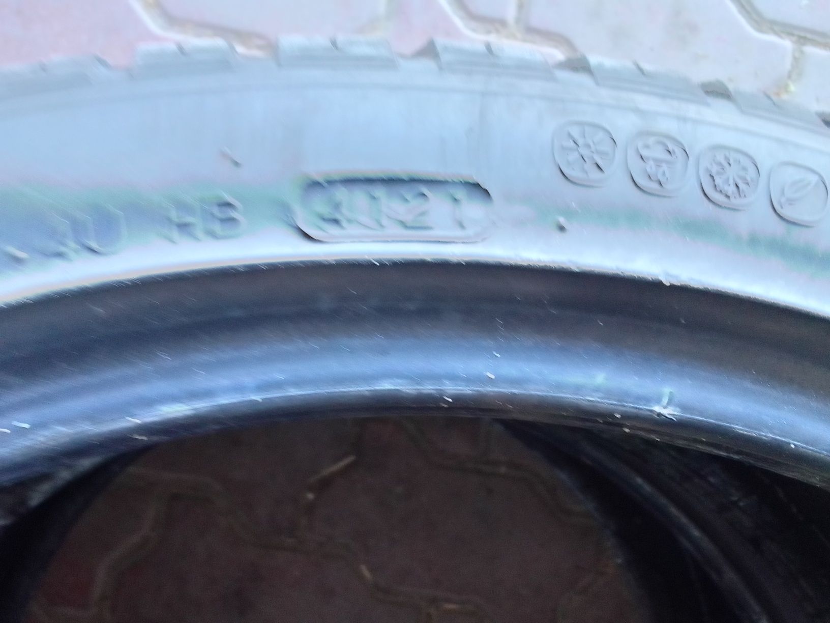 2 Opony wielosezonowe 235/35r19 HANKOOK 2021r 6mm