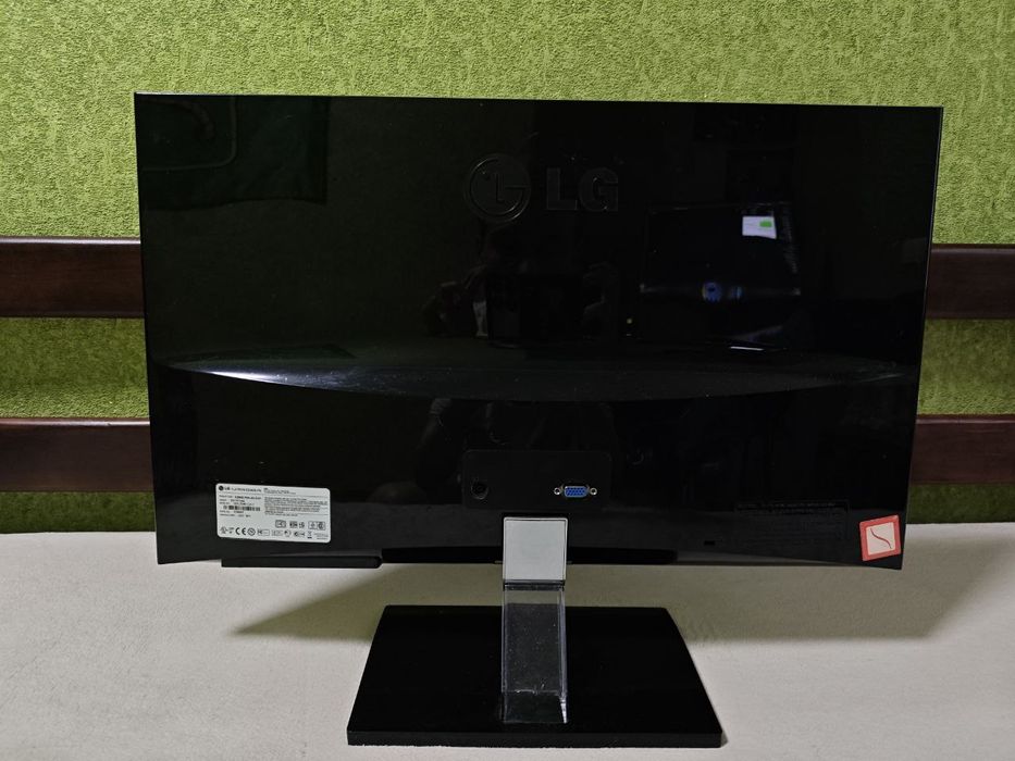 Офісний пк з монітором