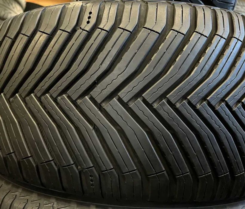 255/45 R19 MICHELIN CROSS CLIMATE 2 SUV (80-90% прот) 235 245 40 50 55