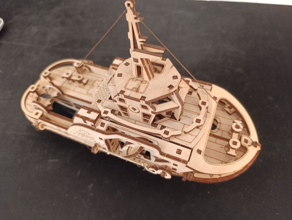 Holowniki U Gears statek model mechaniczny