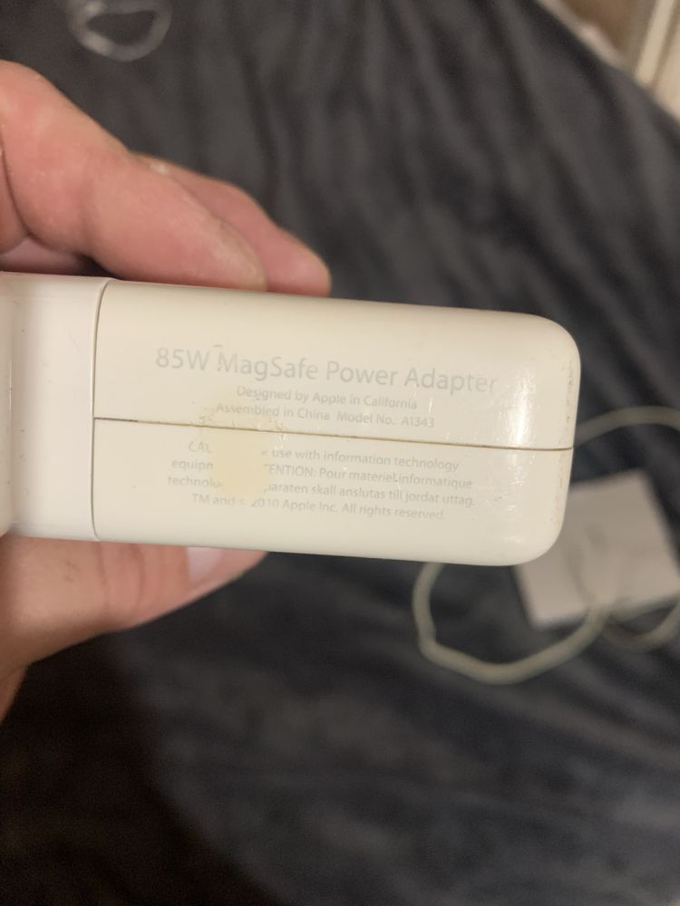 MagSafe 1 на 85W и аккумулятор