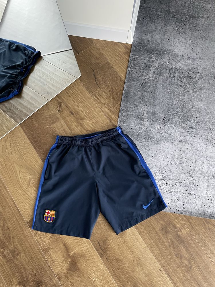 Спортивные повседневные футбольные шорты Nike F.C. Barcelona винтажные