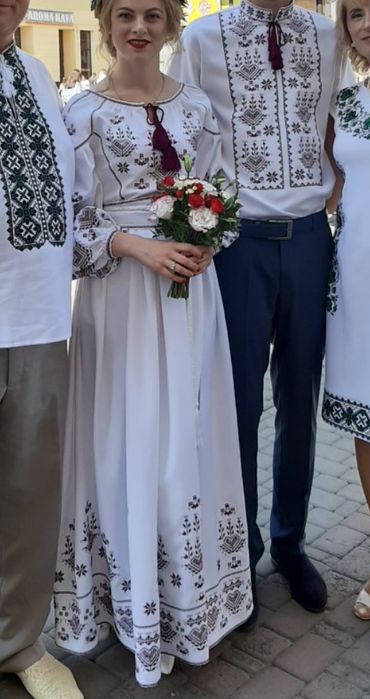 Парні вишиванки( весільні)