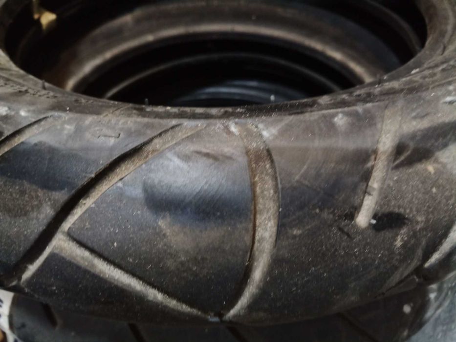 Покришка скутерна 110/90/13 Michelin. Стан нової. 8 мм