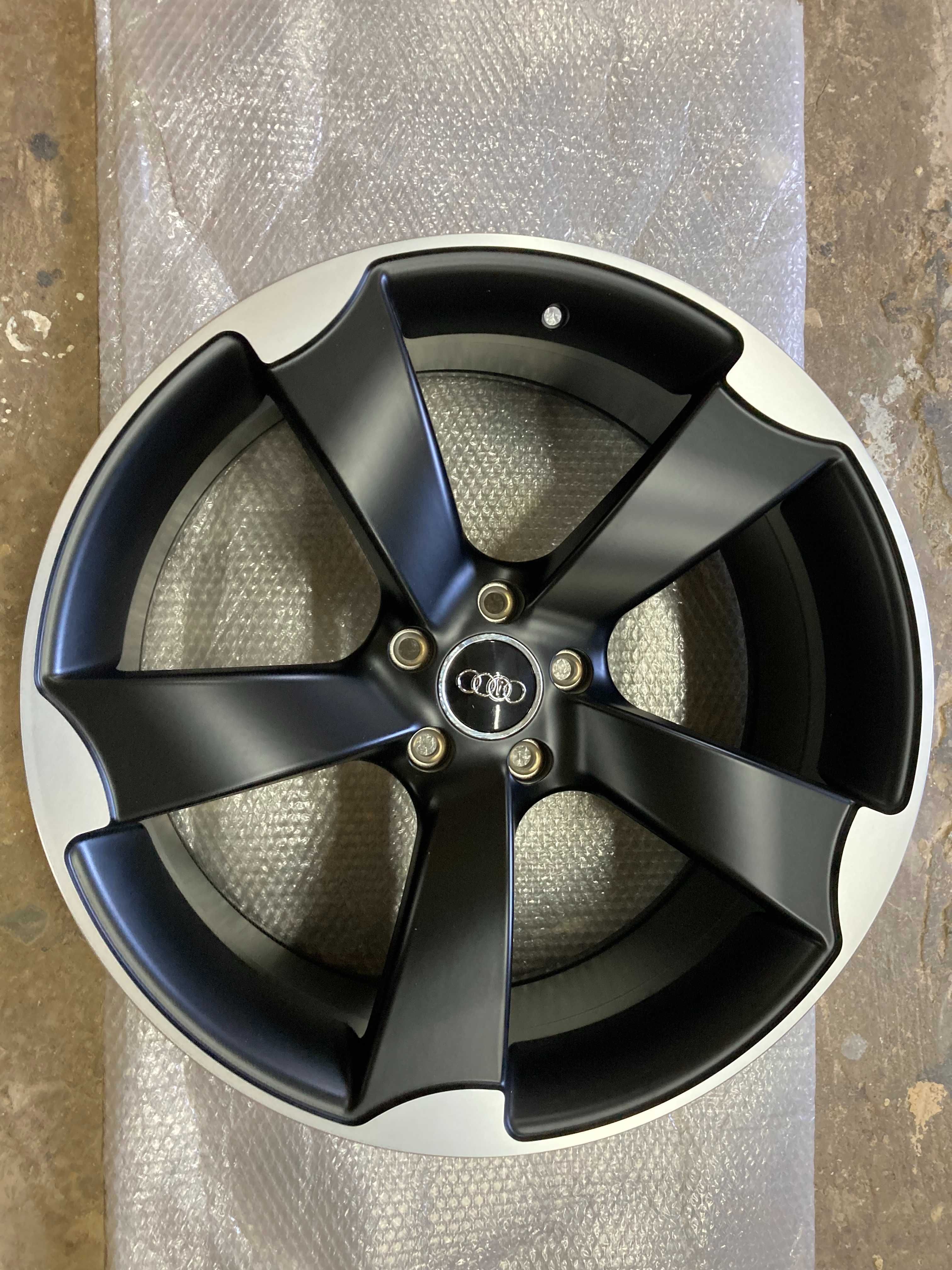 Диски одноширокие Audi R20 5-112