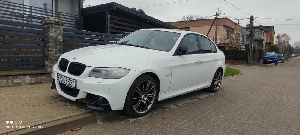 Sprzedam BMW E90 330d Xdrive automat  2008 rok