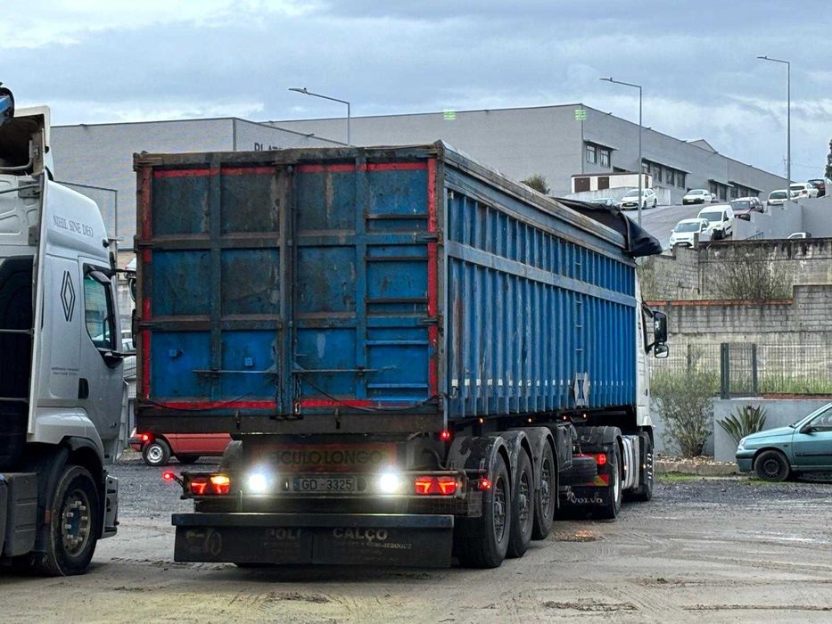 Semi-Reboque Sucateiro