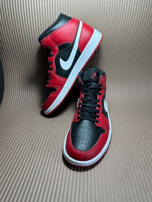 Nike Air Jordan 1 Mid buty oryginalne w rozmiarze 42,5