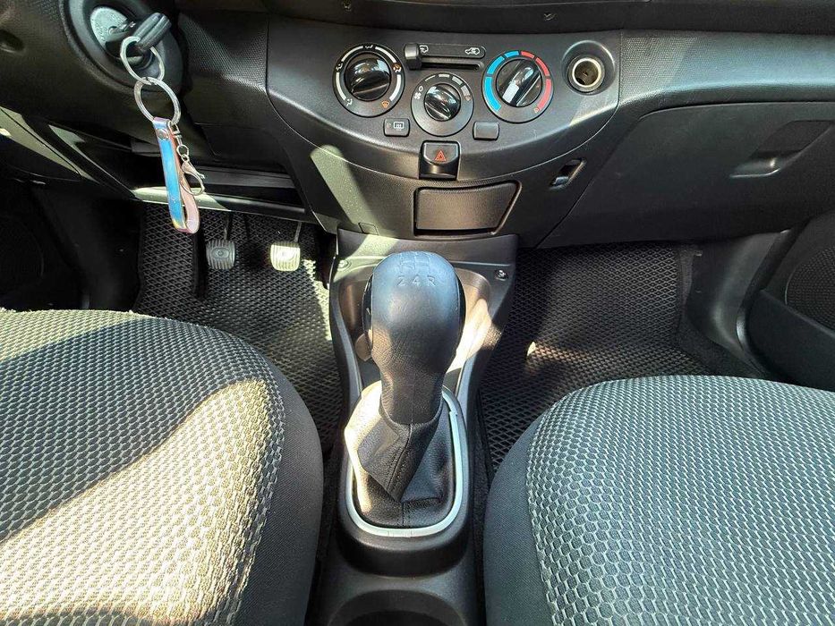 Nissan Micra 2008р.в 1.2 л.Бензин