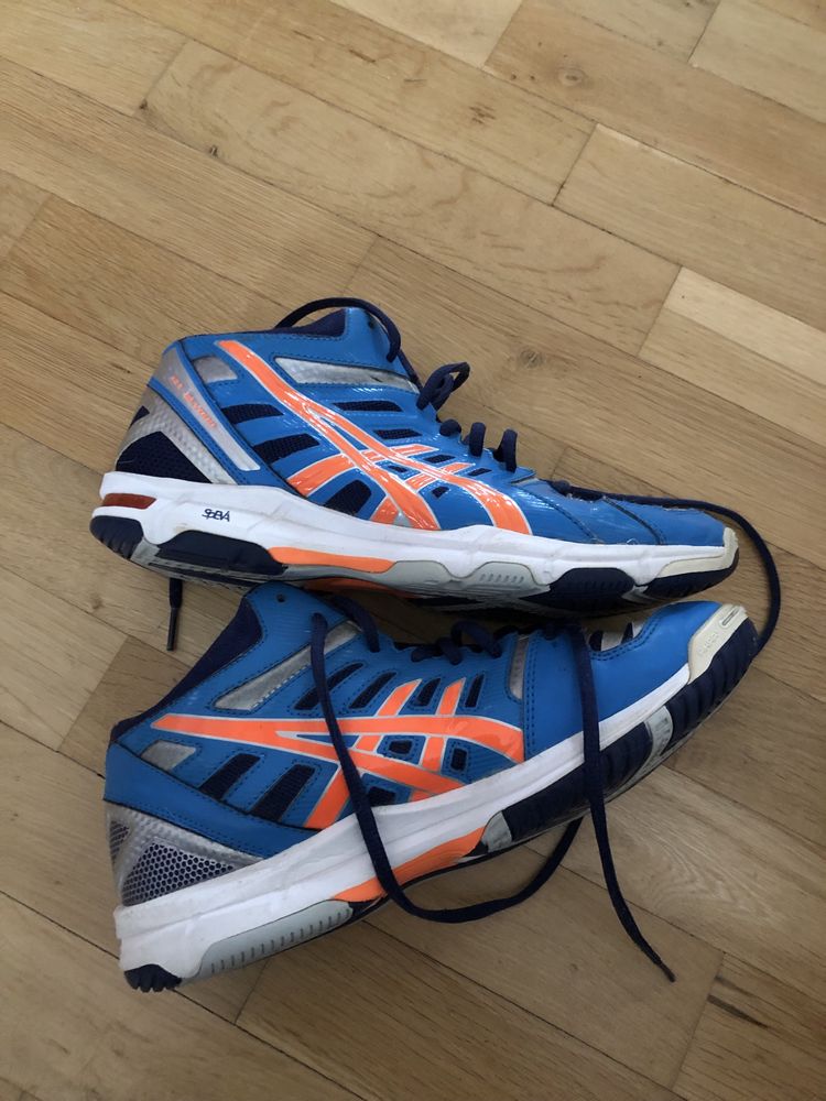 Buty asics sportowe