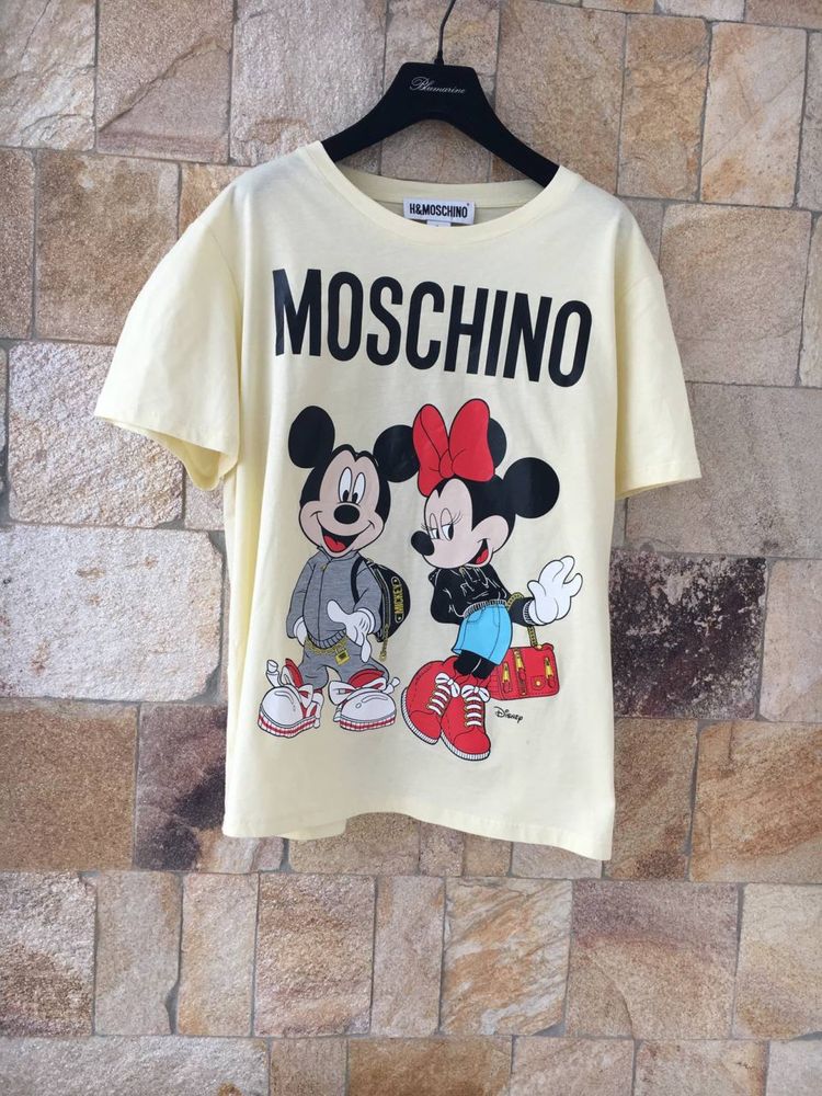 Футболка Moschino