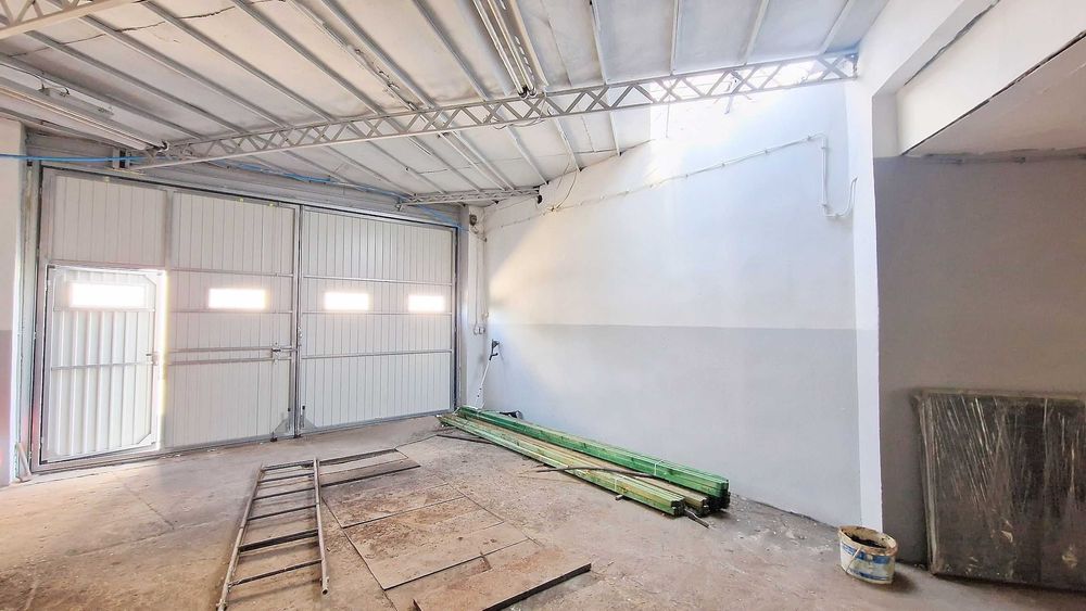 Górna - do wynajęcia magazyn / warsztat 265 m2 ul. Pabianicka