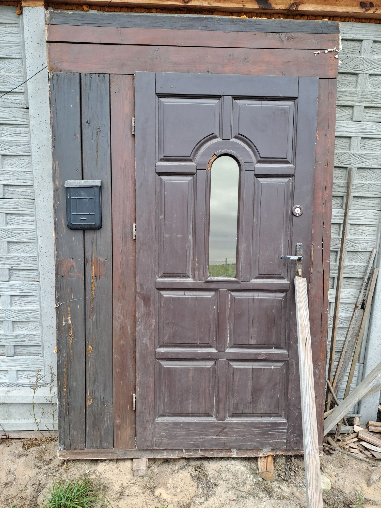 Drzwi drewniane budowlane 236x150cm