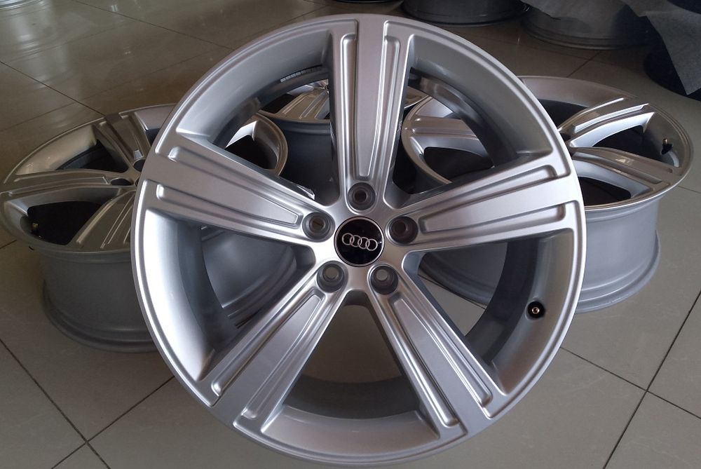 Диски оригінал R19/5/112 Audi A3 A4 A6 Q3 Q5 Q7 4N0 601 025 J