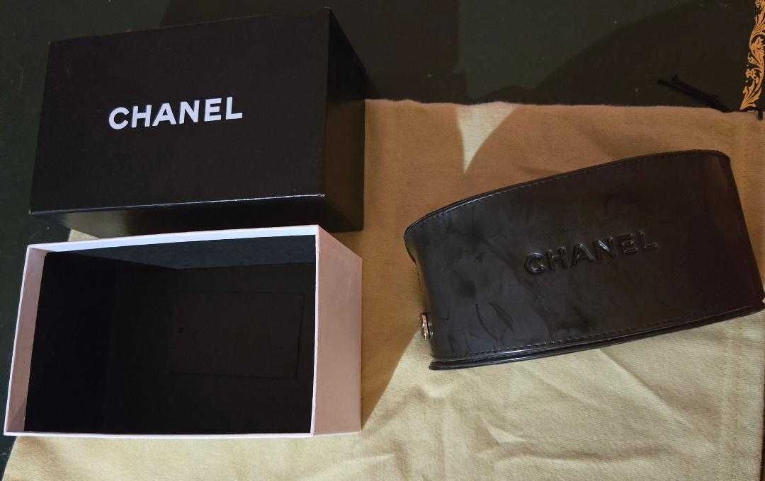 Chanel pudelko etui