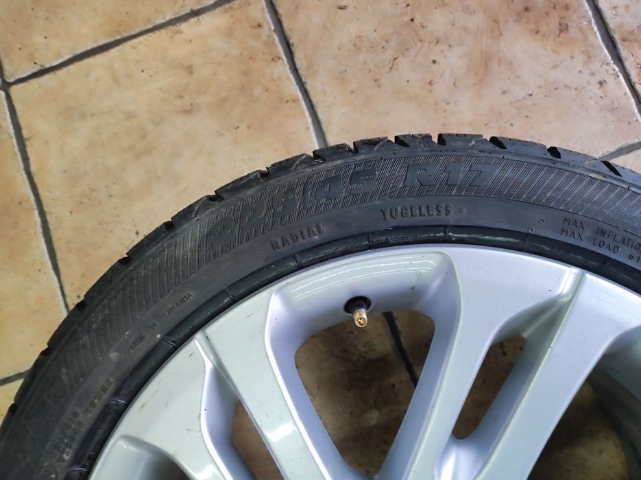 225.45.17 jedna opona Platin RP 60 Winter