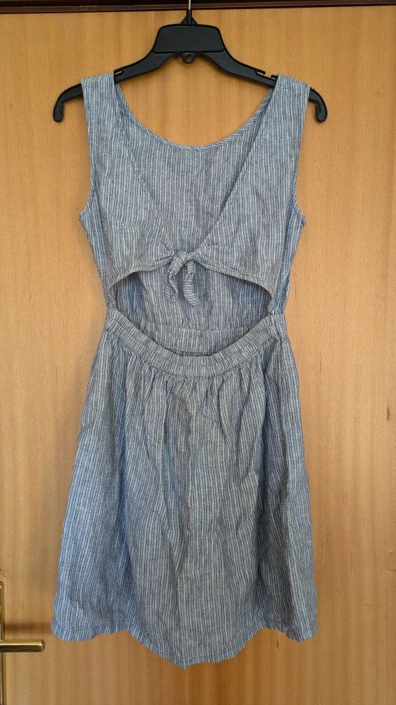 Vestidos e saia S