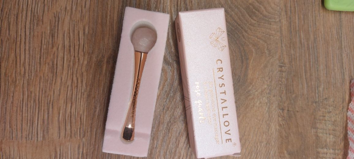 Crystallove 3d gemstone eye masssager