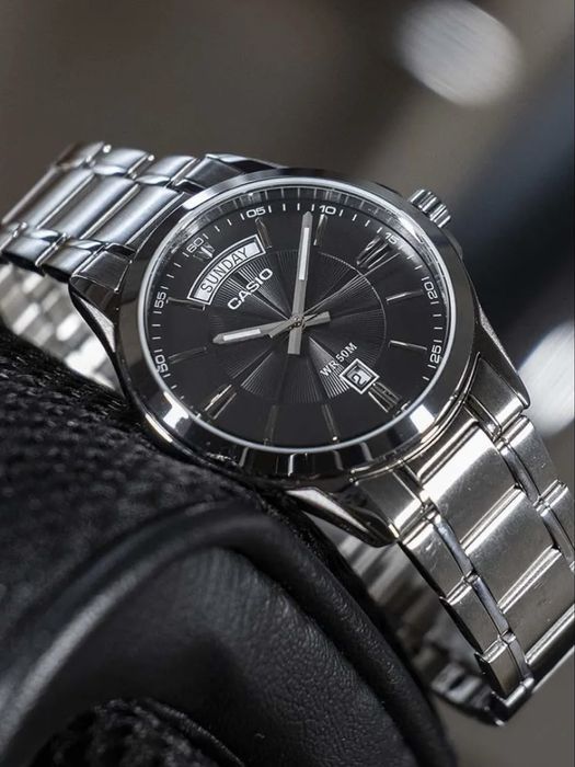 Годинник чоловічий Casio MTP-1381 Оригінал Гарантія Часы Касио