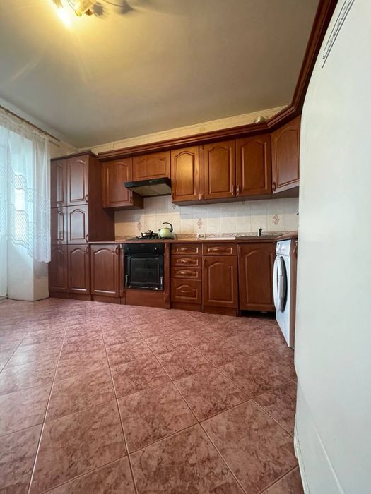 оренда 3к. квартири по вул. Чернівецька