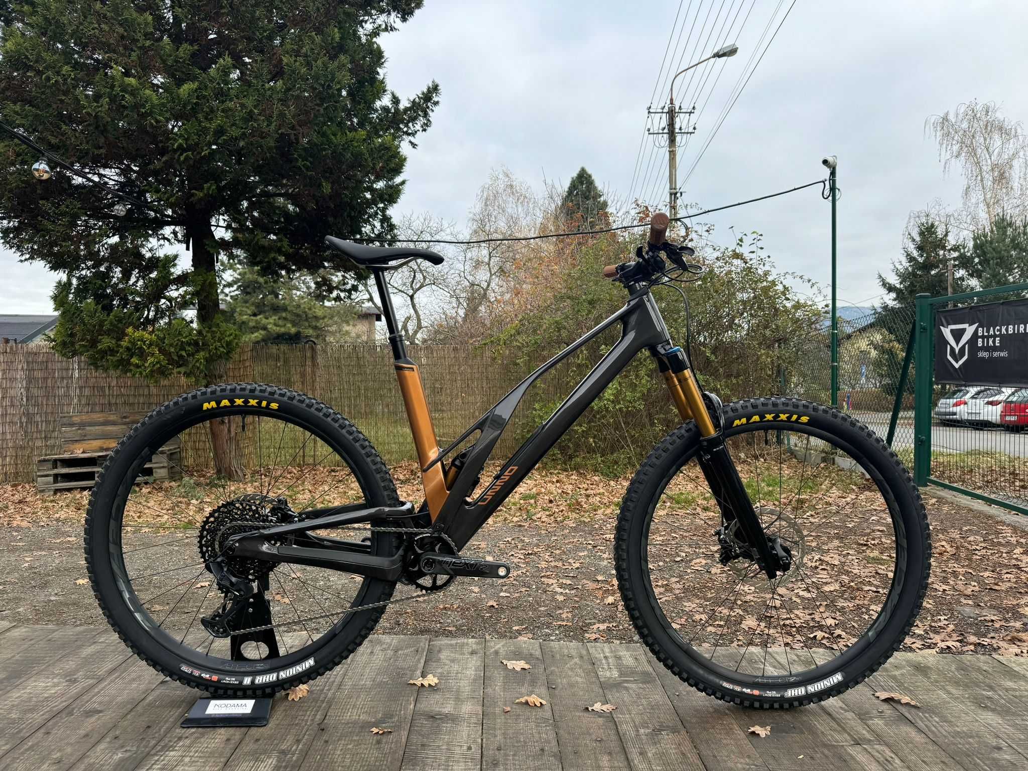 rower trail UNNO DASH Custom w rozmiarze S2